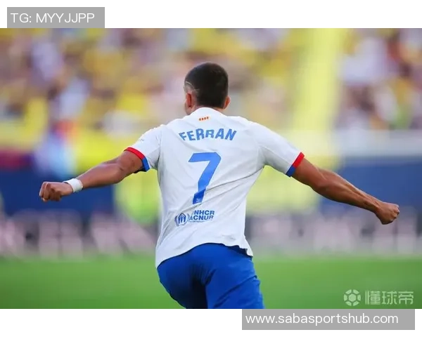 费兰国家队50场进22球追赶迪斯蒂法诺31场23球的辉煌纪录